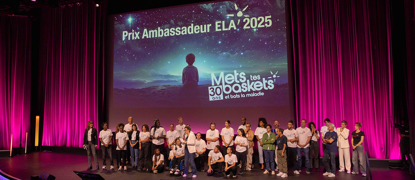 Les marraines et parrains sur la scène du Prix Ambassadeur ELA 2025